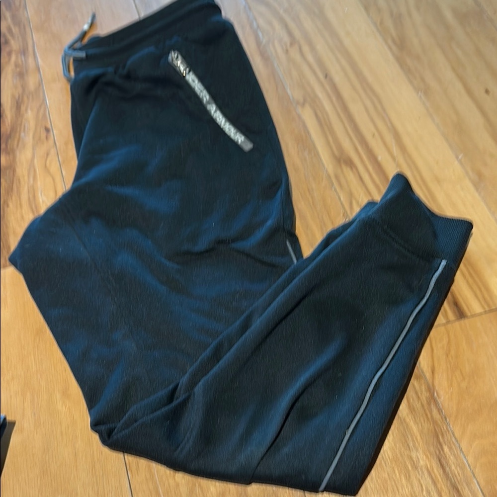 Under Armour Polo with Black Joggers and a light gray slazenger polo - Picture 2 of 5